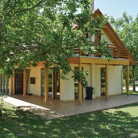 Ferienhaus Two-bedroom Holiday In Szolad